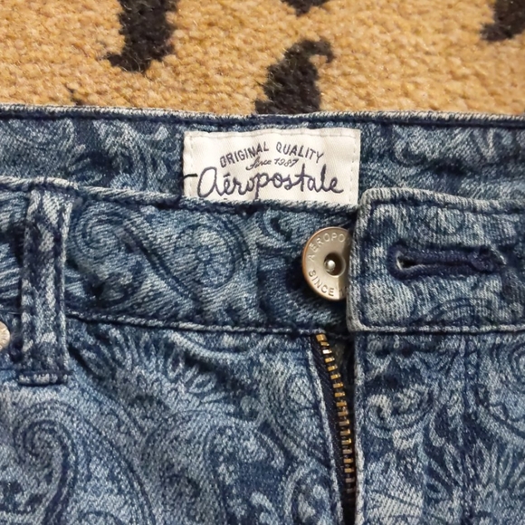 Paisley Print Short Jean Shorts by Aeropostale - Picture 4 of 6